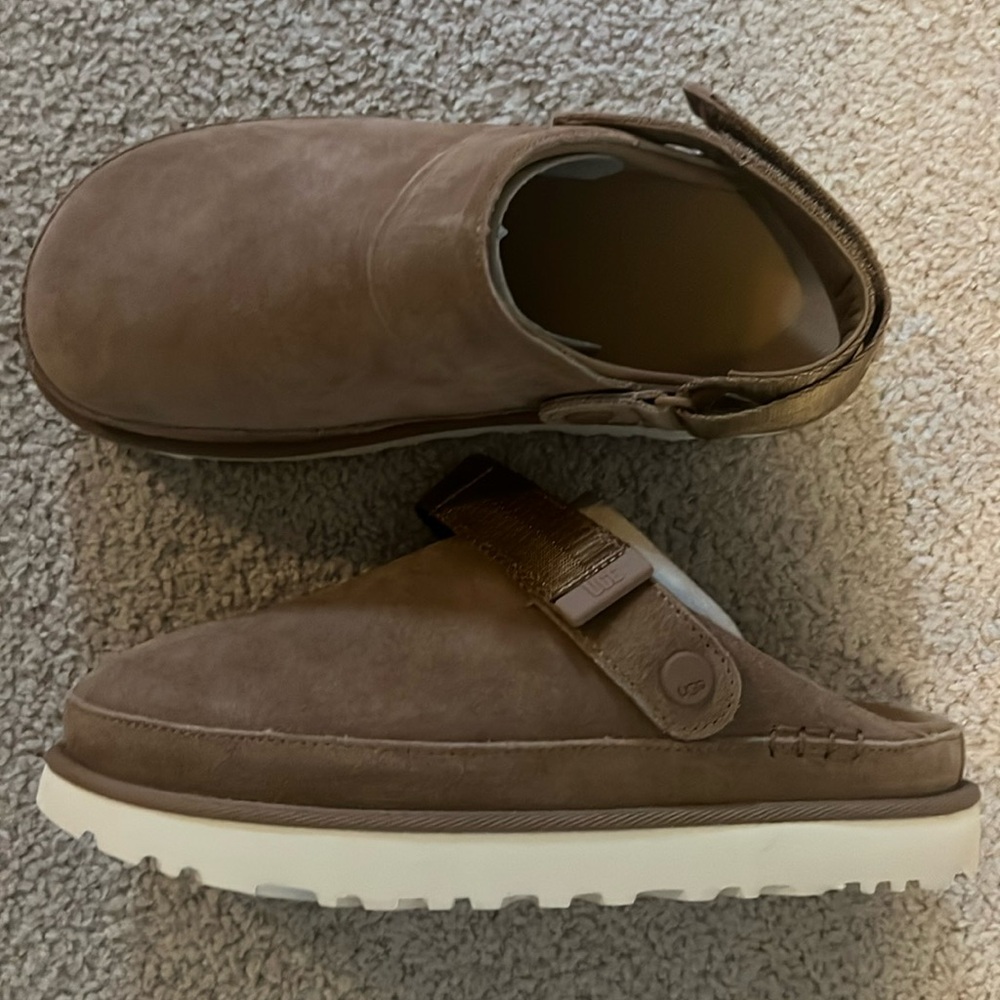 UGG Goldenstar Clogs